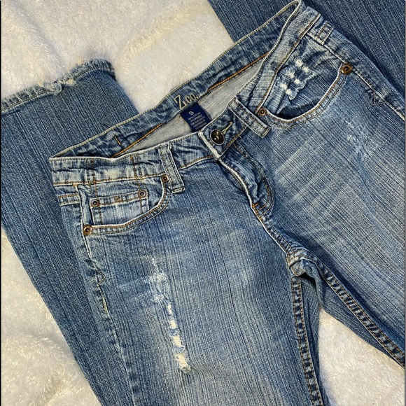 ZCO Denim - ZCO bootcut low rise jeans